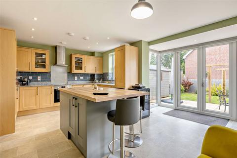 5 bedroom detached house for sale, 33 Manor Avenue, Kidderminster, Worcestershire