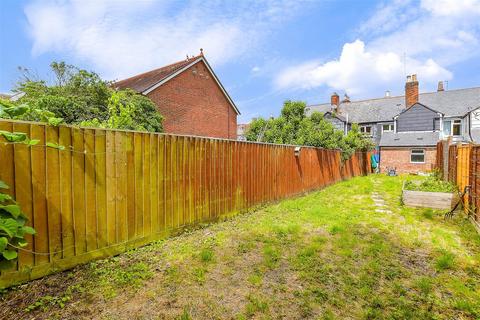 3 bedroom terraced house for sale, Pyle Street, Newport, Isle of Wight