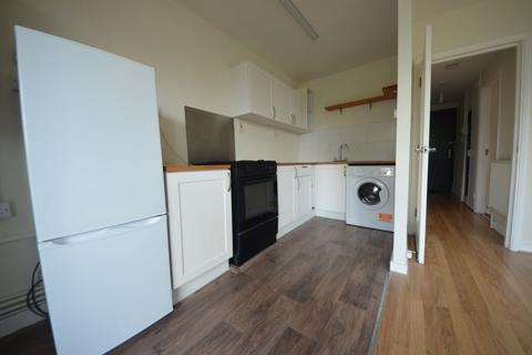 1 bedroom apartment to rent, Sidney Road, Stockwell SW9