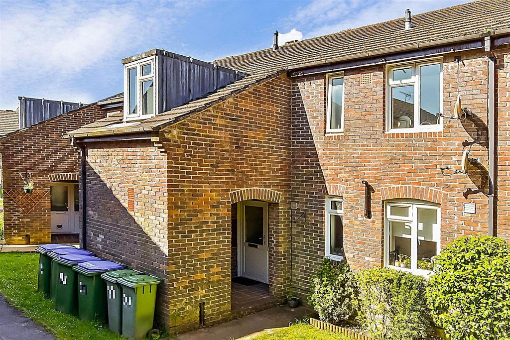 Roebuck Close, Horsham, West Sussex 1 bed ground floor for
