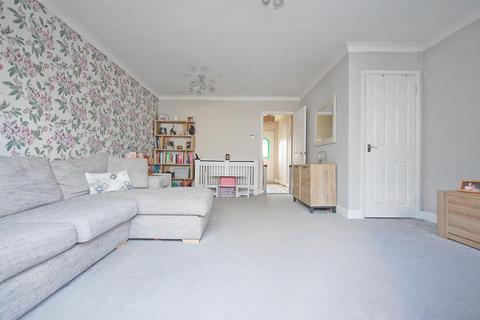 50 Pochard Way, Great Notley, Braintree, CM77 7WA
