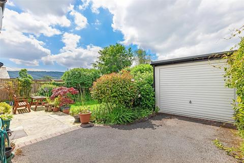 3 bedroom detached house for sale, Prince Henry Road, Otley LS21