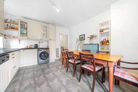 2 bedroom flat for sale, Landor Road, SW9