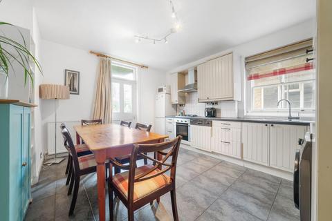 2 bedroom flat for sale, Landor Road, SW9