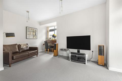 23 Rustat Avenue, Cambridge, CB1 3PF