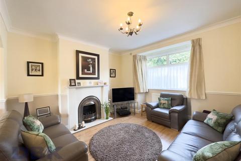 5 bedroom semi-detached house for sale, Winchester Avenue, Heston TW5
