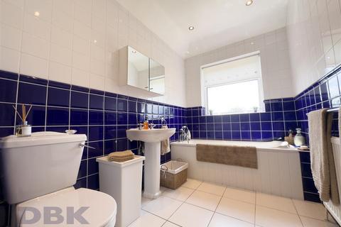 16 Winchester Avenue, Hounslow, TW5 0HA