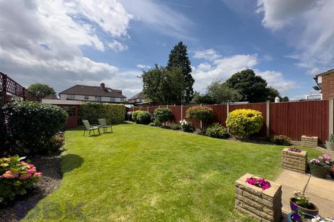 16 Winchester Avenue, Hounslow, TW5 0HA