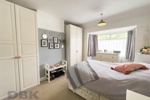 16 Winchester Avenue, Hounslow, TW5 0HA