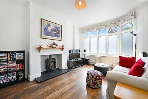 121 Effra Road, London, SW19 8PU