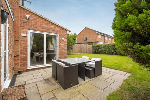 79 Testwood Road, Windsor, SL4 5RR