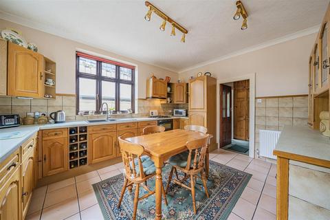 46 Birchgrove Road, Birchgrove, Swansea, SA7 9JR