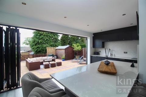 3 Sheldon Close, Cheshunt, Waltham Cross, EN7 6RH