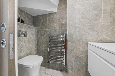 31 Marian Close, Hayes, UB4 9DA