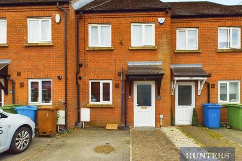 3 bedroom terraced house for sale, Medina Avenue, Bridlington