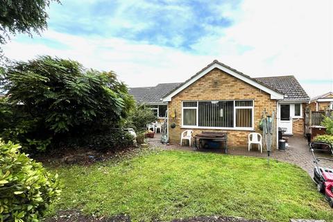 3 bedroom detached bungalow for sale, Lanrick Gardens, Rugeley