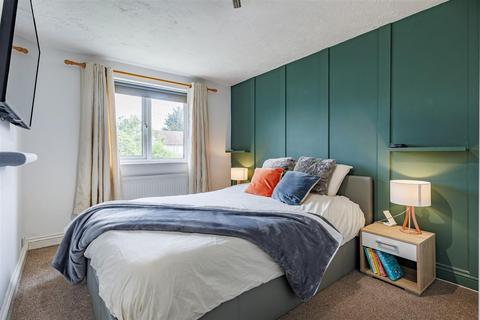2 bedroom flat for sale, Weald Hall Lane, Epping