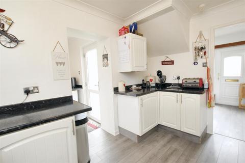 11 Stuart Drive, Lanark, ML11 7HE