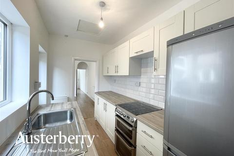 2 bedroom terraced house for sale, Clarence Street, Newcastle ST5