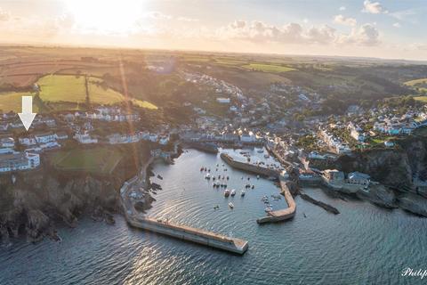 4 bedroom detached house for sale, Polkirt Hill, Mevagissey, St. Austell