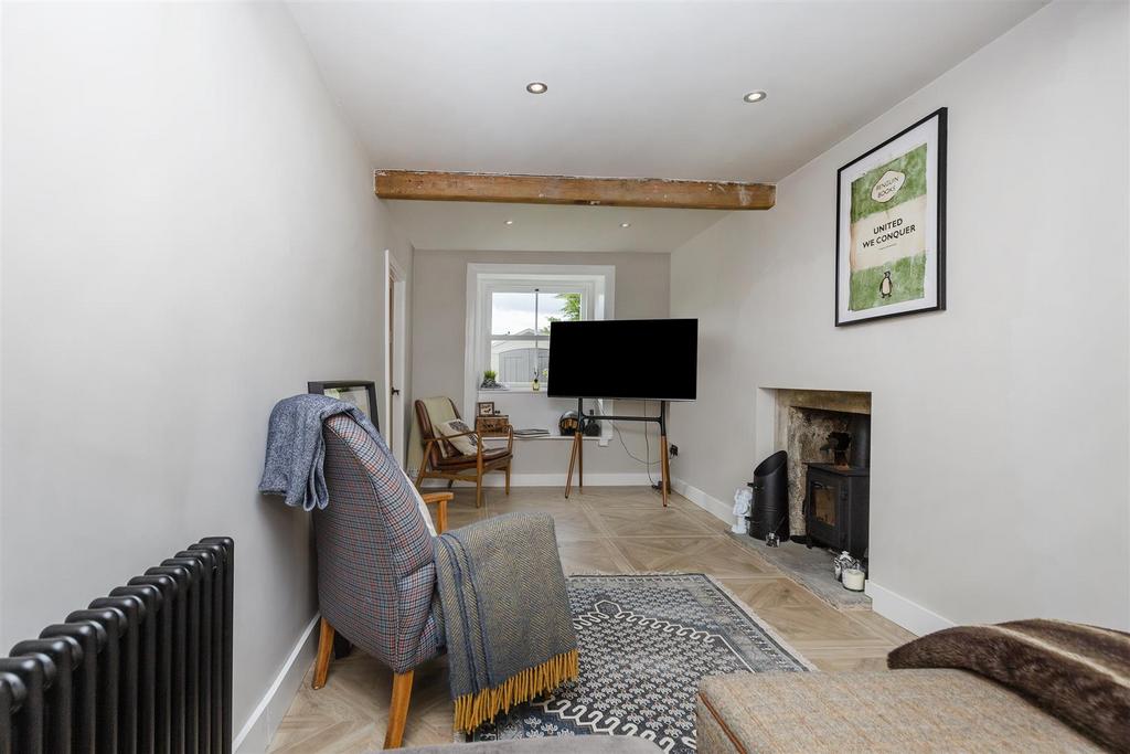 Living/Sitting Room