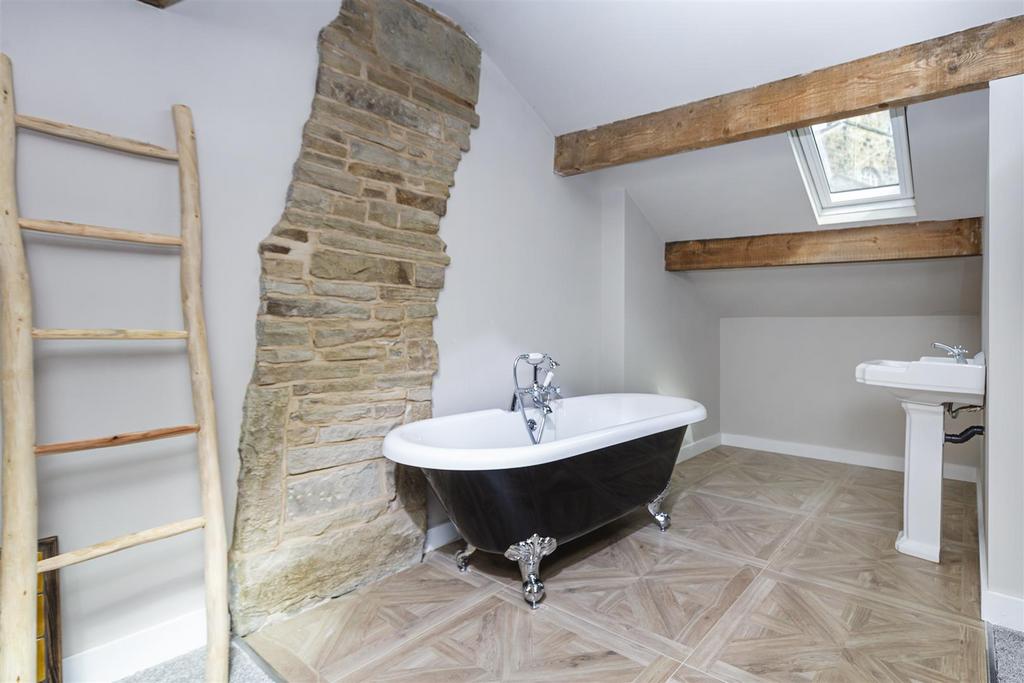 En Suite Bathroom