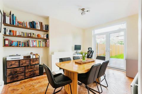 3 bedroom terraced house for sale, Woodlands, Raynes Park SW20