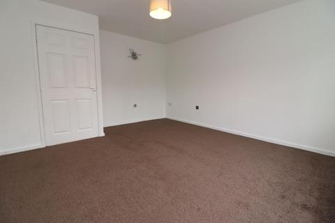 3 bedroom semi-detached house to rent, Wagstaffe Close, Blackburn, BB2 4FS