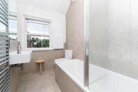 85 Devonshire Road, London, W5 4TS