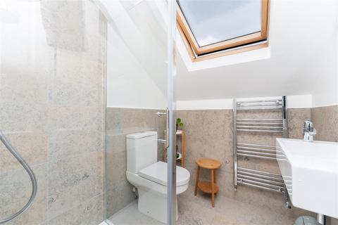 85 Devonshire Road, London, W5 4TS
