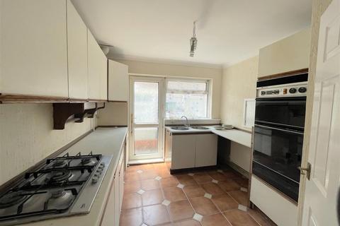 65 Bryncatwg, Neath, SA10 8BH