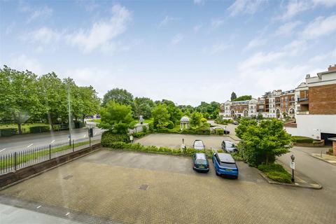 1 bedroom apartment for sale, Burleigh Road, Ascot