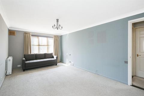 1 bedroom retirement property for sale, Ennerdale Court, Wanstead
