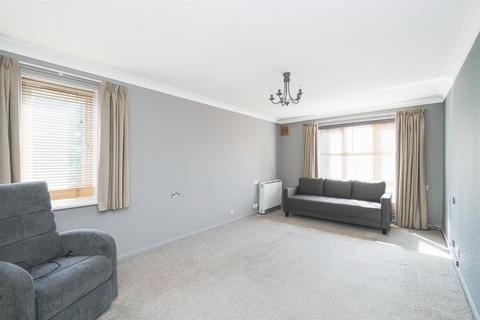 1 bedroom retirement property for sale, Ennerdale Court, Wanstead