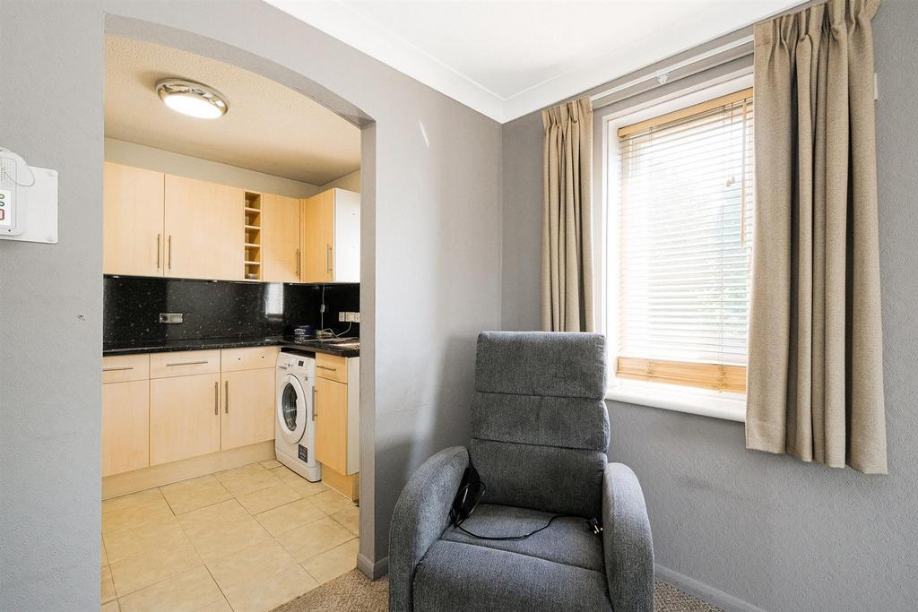 21 Ennerdale Court-7 rszd.jpg