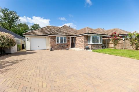 3 bedroom detached bungalow for sale, Church Road, Brightlingsea, Colchester