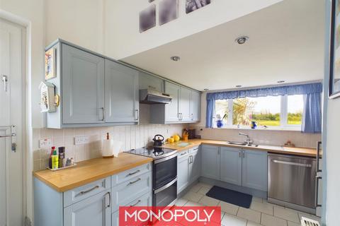 4 bedroom semi-detached house for sale, Marine Drive, Colwyn Bay LL28