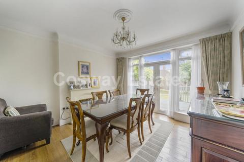 3 bedroom detached house for sale, Abercorn Road, London