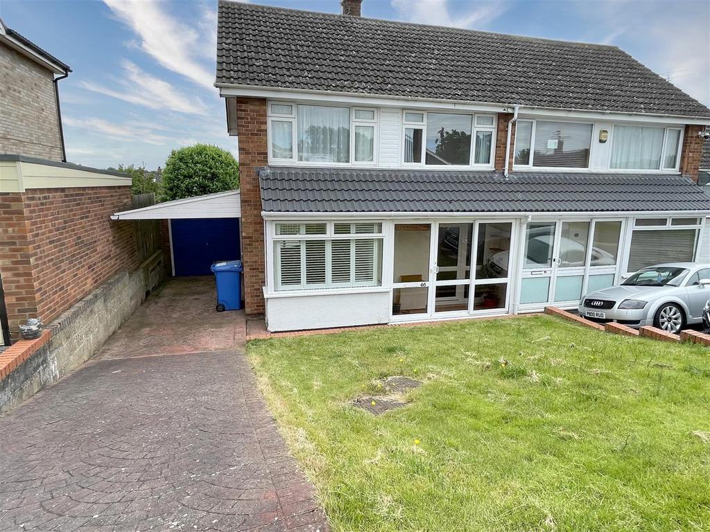 Eccles Road, Ipswich 3 bed semidetached house for sale £299,000