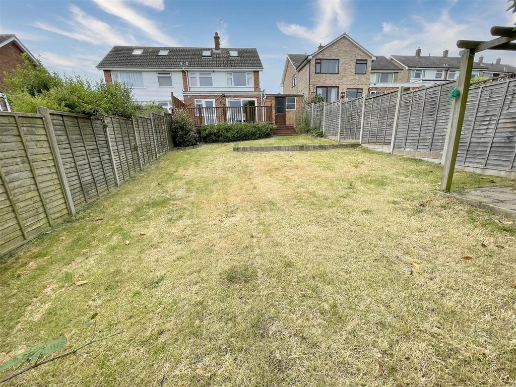Eccles Road, Ipswich 3 bed semidetached house for sale £299,000