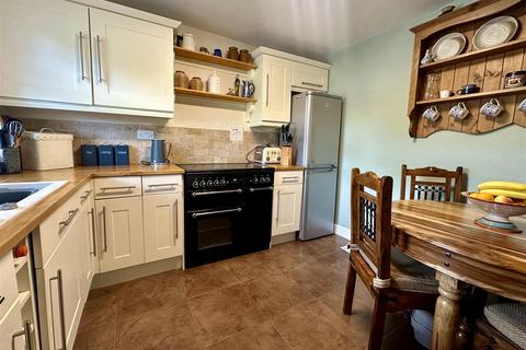 3 bedroom terraced house for sale, 10 Derwent Avenue, Shrewsbury, SY1 3RU