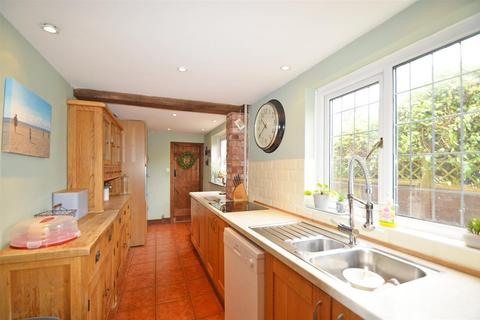 4 bedroom semi-detached house for sale, 5 Calcott Lane, Bicton, Shrewsbury