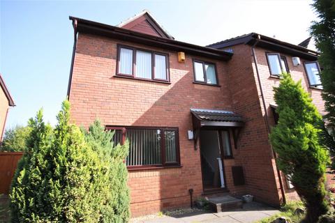 3 bedroom semi-detached house to rent, School House Green, Ormskirk L39