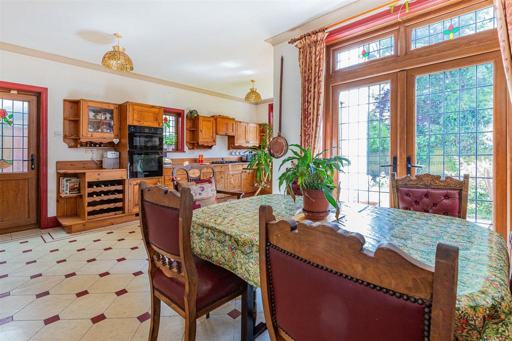 Hollybush Road 8-28.jpg