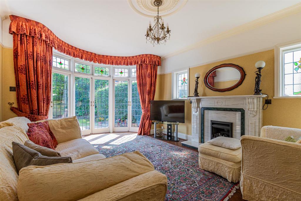 Hollybush Road 8-17.jpg