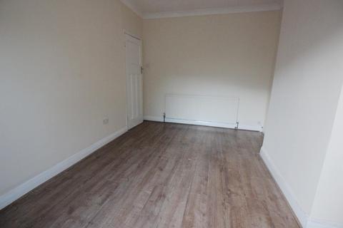 3 bedroom terraced house to rent, Abbey Road , Belvedere , DA17 5DL