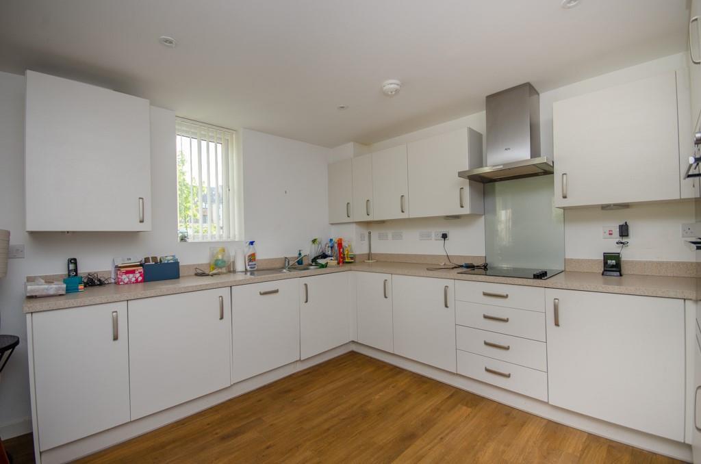 Kitchen area.jpg