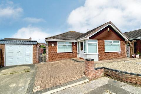 2 bedroom detached bungalow for sale, Derwent Gardens, Lowestoft, Suffolk, NR32