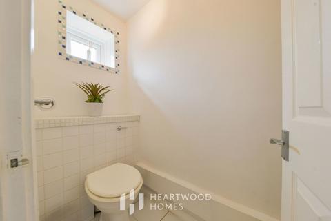 38 Meadway, Colney Heath, St Albans, AL4 0PT