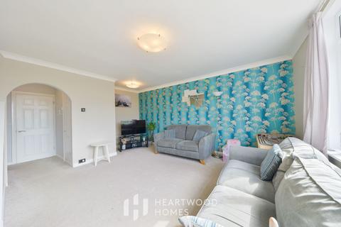 38 Meadway, Colney Heath, St Albans, AL4 0PT